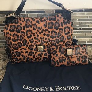 Dooney & Bourke purse and wallet set